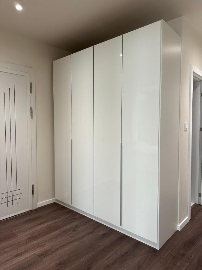 New Luxury Furnished Apartment - Beach, Varna Center & Fast Wi-Fi Dış mekan fotoğraf