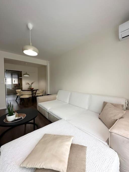 New Luxury Furnished Apartment - Beach, Varna Center & Fast Wi-Fi Dış mekan fotoğraf