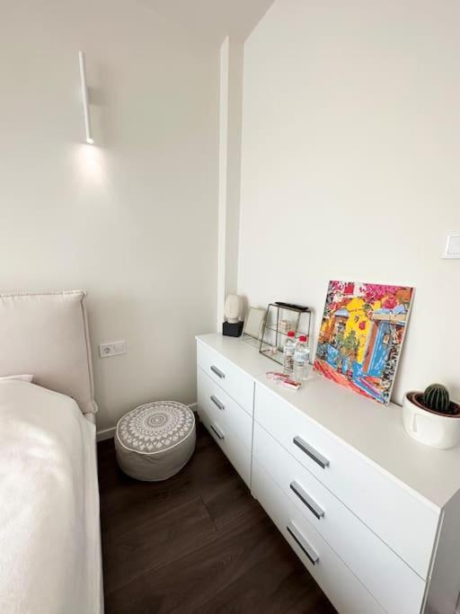 New Luxury Furnished Apartment - Beach, Varna Center & Fast Wi-Fi Dış mekan fotoğraf