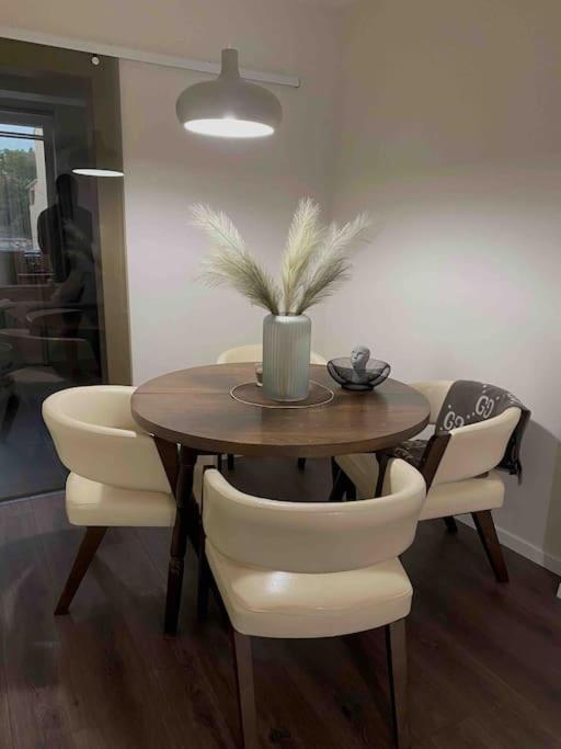 New Luxury Furnished Apartment - Beach, Varna Center & Fast Wi-Fi Dış mekan fotoğraf
